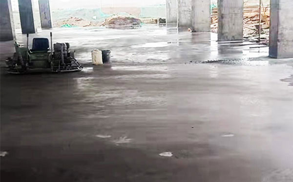 铁门关不发火地面